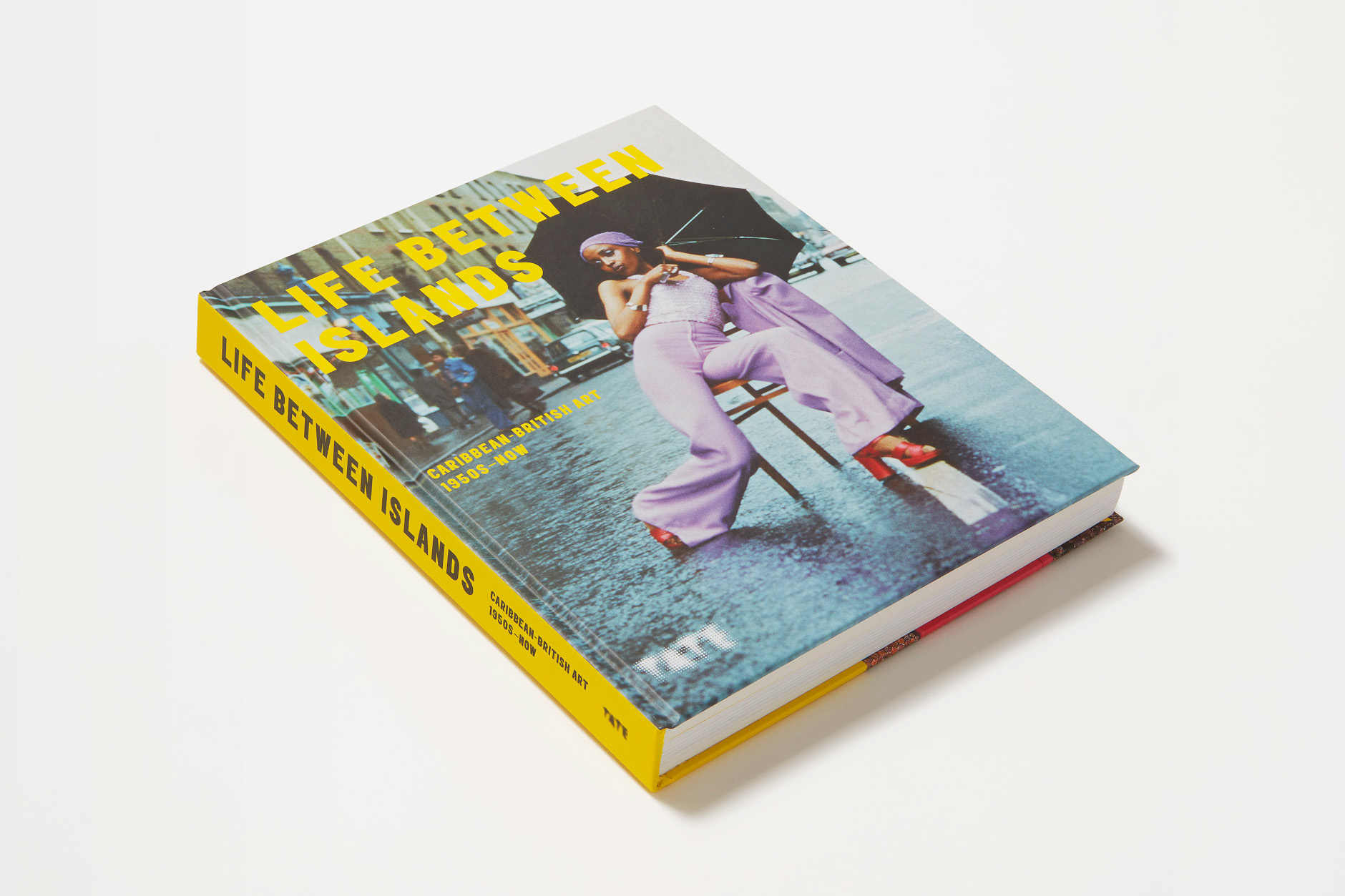 Tate_Life-Between-Islands